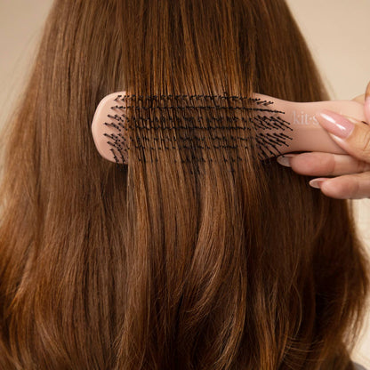 KITSCH Scalp Renewal Exfoliating Scalp Brush in Terracotta